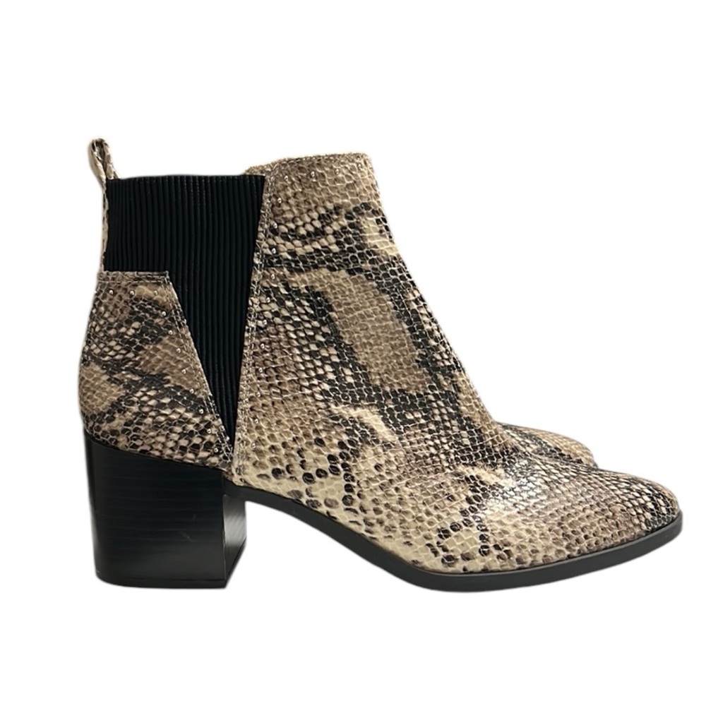 Nine West Snake Print Ankle Boots Size 9.5